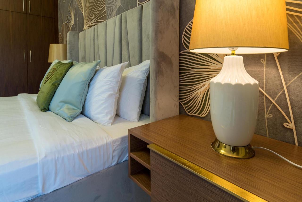 Simply Comfort In Sarai Palm Jumeirah Дубай Экстерьер фото