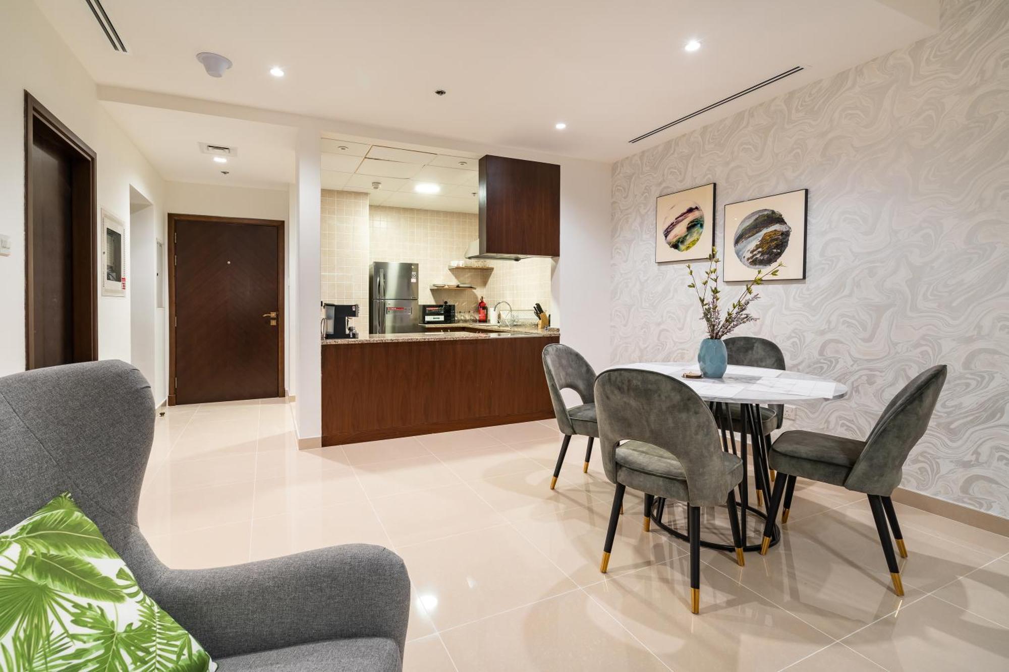 Simply Comfort In Sarai Palm Jumeirah Дубай Экстерьер фото